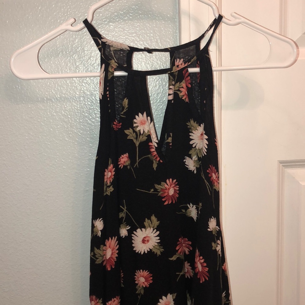 Floral tank with front cutouts